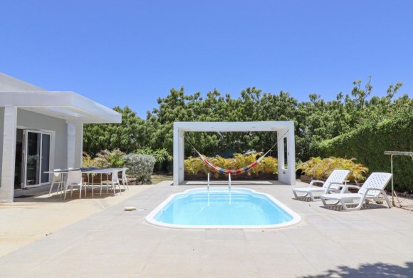 Villa for sale in Curazao