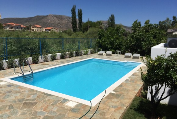 House for sale in East