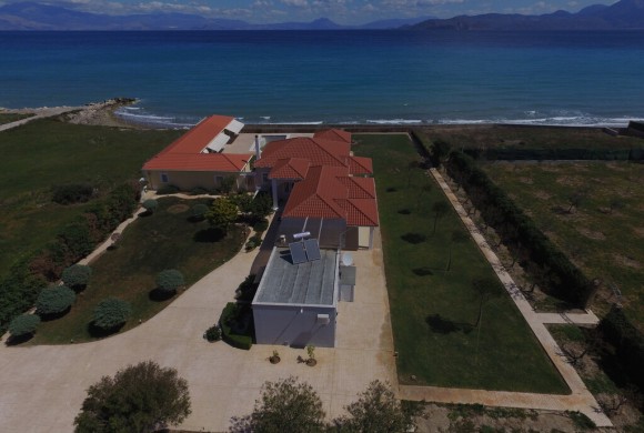 Villa for sale in Peloponnese