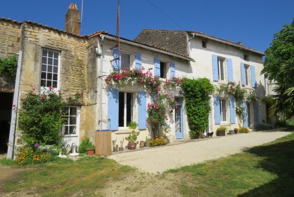 Villa for sale in Poitou-Charentes 
