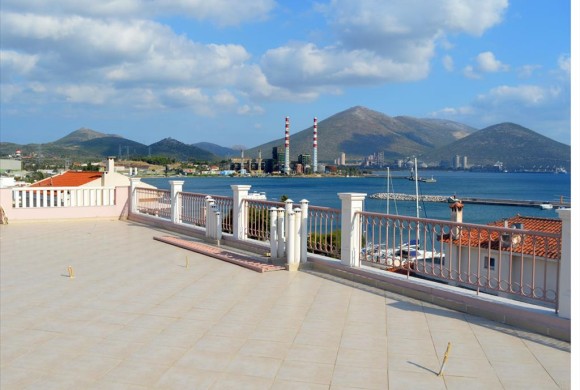 Hotel for sale in Evia