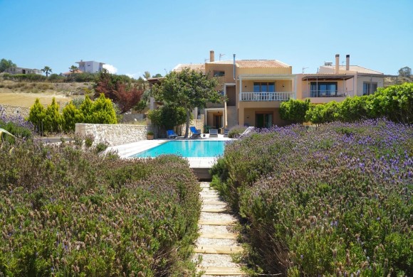 Villa for sale in Heraklion Prefecture
