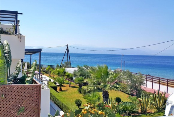 Villa for sale in Corinthia